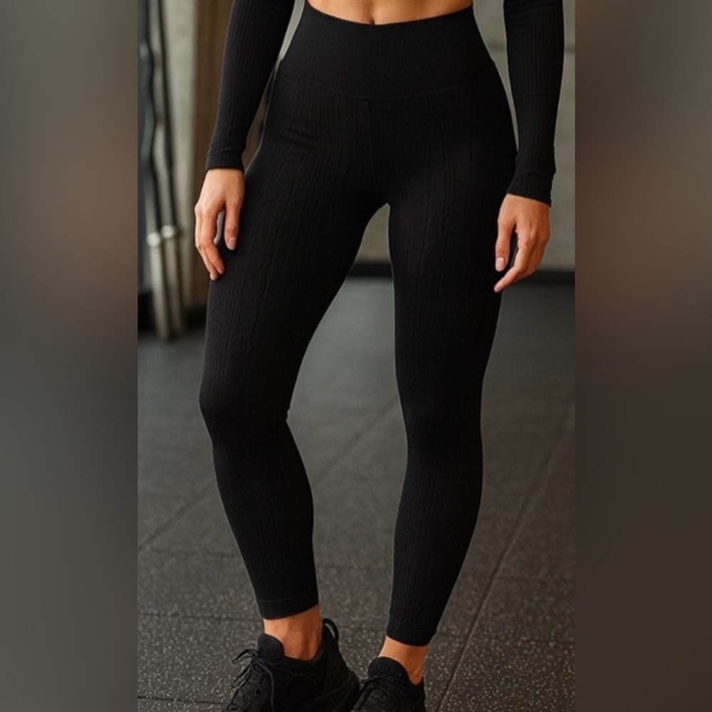 Alo seamless cable knit high-waist leggings Size XS/TP